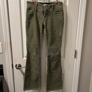 PacSun - Low Rise Corduroy Jeans / Size 25